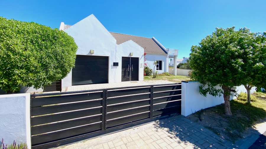 3 Bedroom Property for Sale in Golden Mile Western Cape